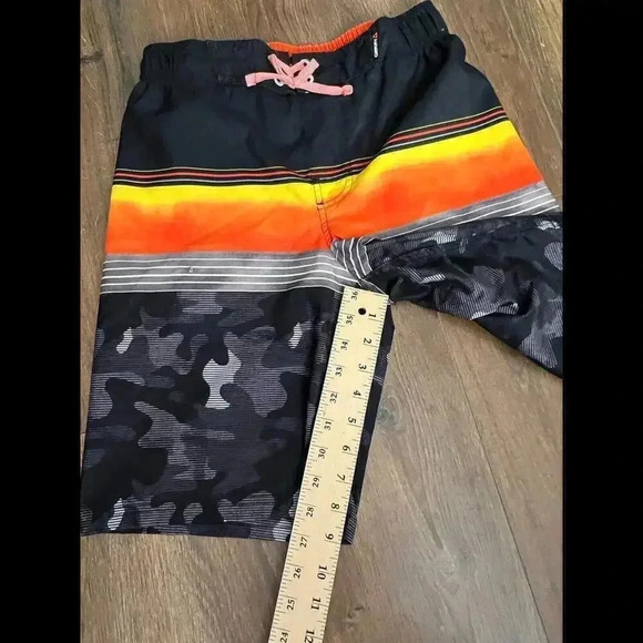 Boys‎ Large 14/16 Gerry Black orange Yellow Gray Swim Trunks - Picture 5 of 5